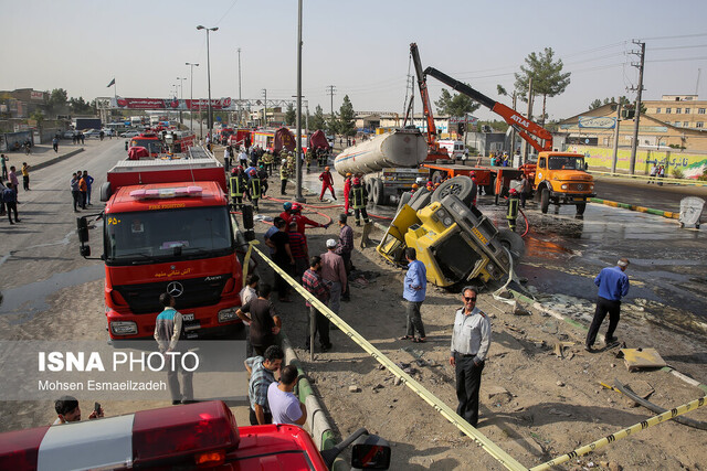 جزئیات حادثه واژگونی تریلی حمل سوخت در مشهد/افزایش تعداد جانباختگان به ۲ نفر