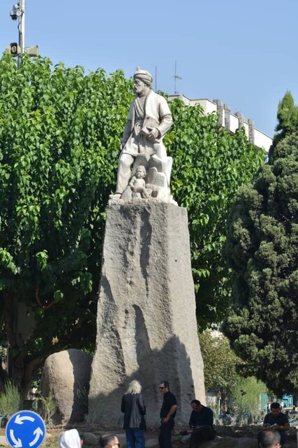 مرمت و بهسازی مجسمه فردوسی پس از ۶۳ سال