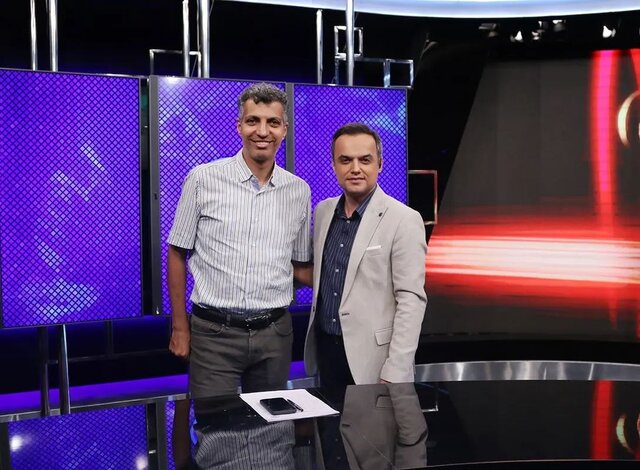 تصاویری از پشت صحنه «فوتبال ۱۲۰» با حضور فردوسیپور