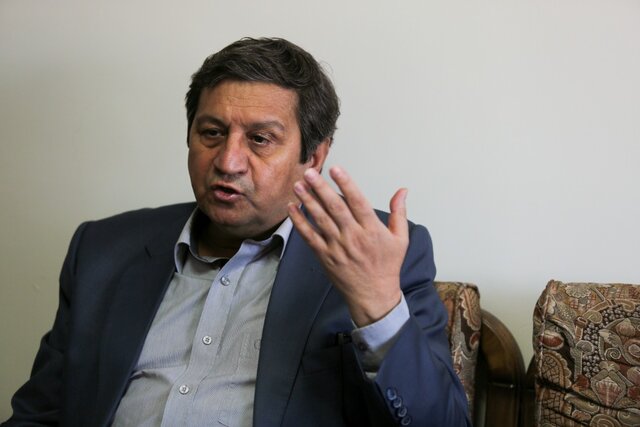 میتوانستم انتخابات را به دور دوم بکشانم/ جهانگیری گفت هیچ کمکی به تو نمیکنم!