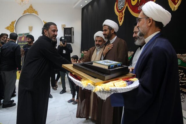 ۵۰ موکبدار عراقی تجلیل شدند/ نواب: کاری که شما میکنید در تاریخ بینظیر است