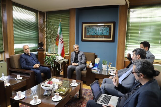 جشنواره موسیقی نواحی در شأن هنرمندانش باشد