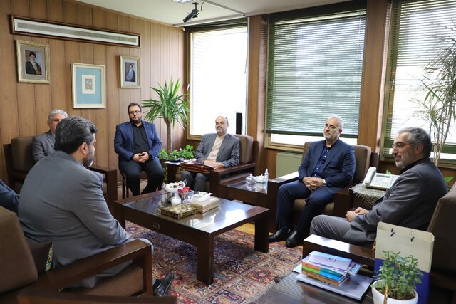 جشنواره موسیقی نواحی در شأن هنرمندانش باشد