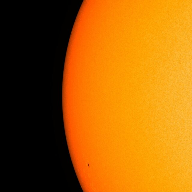 ناسا یک پازل ۹ رنگ از خورشید منتشر کرد