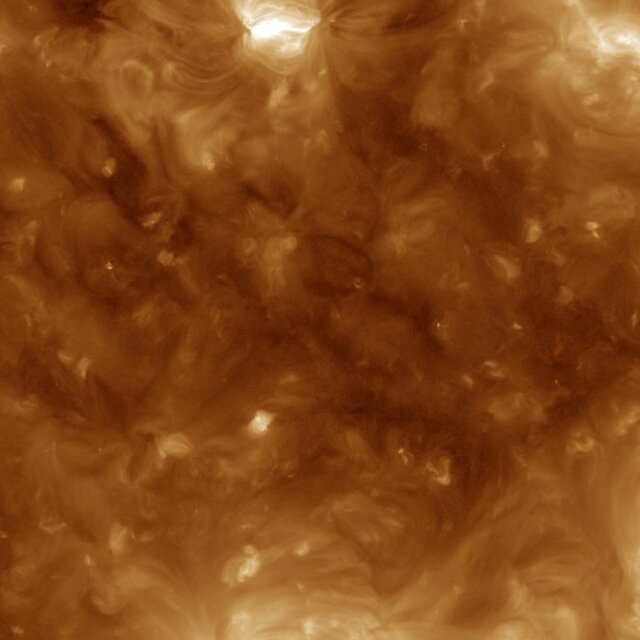 ناسا یک پازل ۹ رنگ از خورشید منتشر کرد