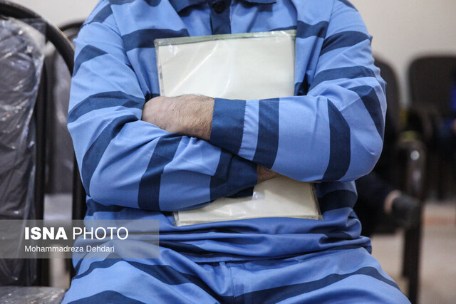 دستگیری اعضای یک باند جعل اسناد و اوراق قضایی دستگیری اعضای یک باند جعل اسناد و اوراق قضایی