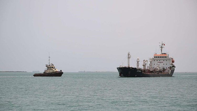 توقیف کشتی حامل سوخت برای یمن توسط ائتلاف متجاوز سعودی-آمریکایی