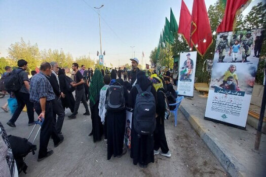 خدمات‌رسانی موکب سیار دانش‌آموزی به زائران اربعین/ پویشی ویژه جاماندگان