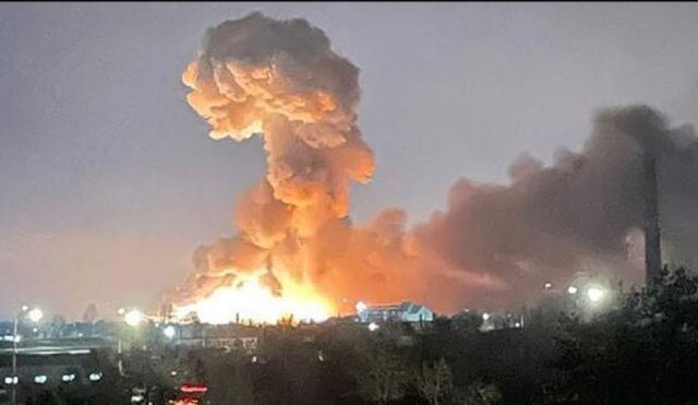 وقوع چند انفجار پیاپی در بزرگترین پایگاه آمریکا در شرق سوریه