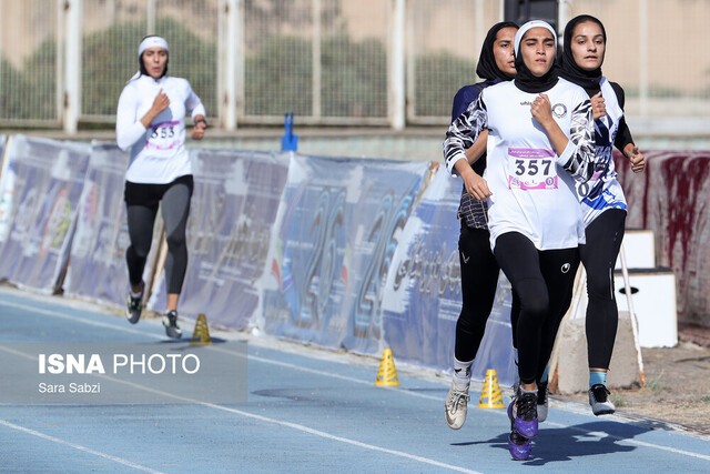 عکس تزئینی است رکوردشکنی بانوی دوومیدانیکار همدانی در لیگ داخل سالن باشگاههای کشور