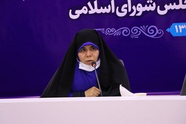 مساله زنان به درستی روی میز حکمرانی قرار نگرفته/ دختران در مواجهه با گفتمان انقلاب سردرگم هستند مساله زنان به درستی روی میز حکمرانی قرار نگرفته/ دختران در مواجهه با گفتمان انقلاب سردرگم هستند