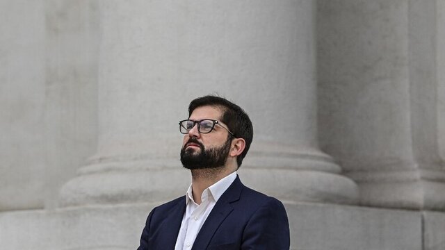 رئیس جمهوری شیلی استوارنامه سفیر رژیم صهیونیستی را نپذیرفت/حماس تشکر کرد رئیس جمهوری شیلی استوارنامه سفیر رژیم صهیونیستی را نپذیرفت/حماس تشکر کرد