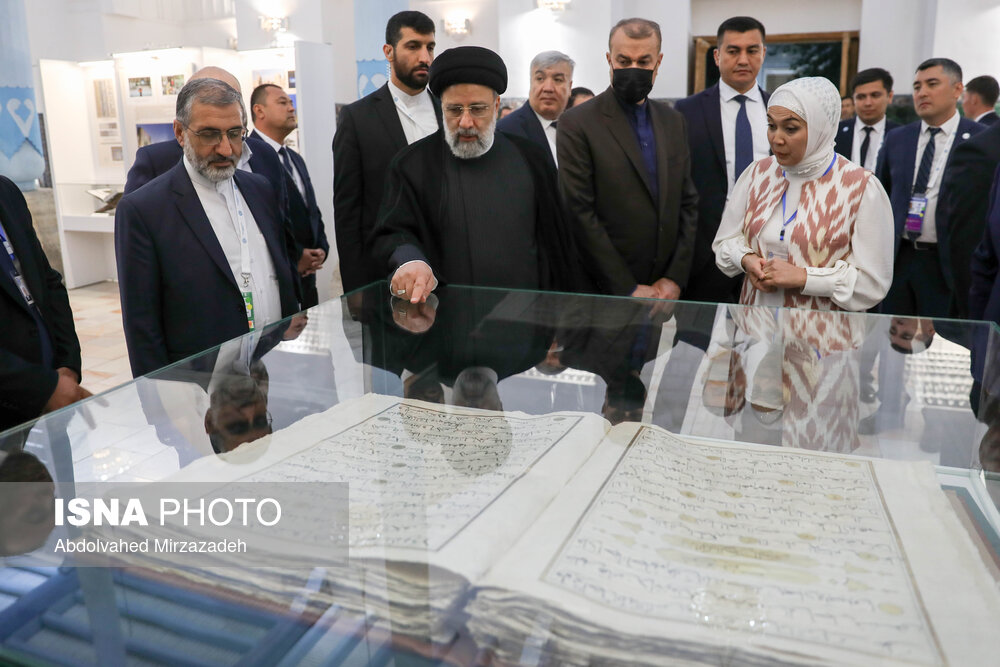 بازدید رئیس جمهوری از مجموعه تاریخی «میدان ریگستان» در مرکز شهر سمرقند