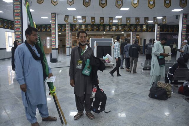  افزون بر ۲۷ هزار زائر پاکستانی از مرزهای سیستان و بلوچستان وارد ایران شدند