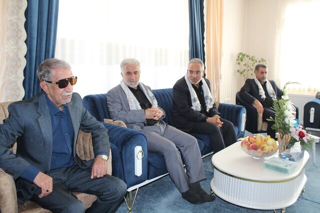 15 زندانی نیازمند آزاد شدند