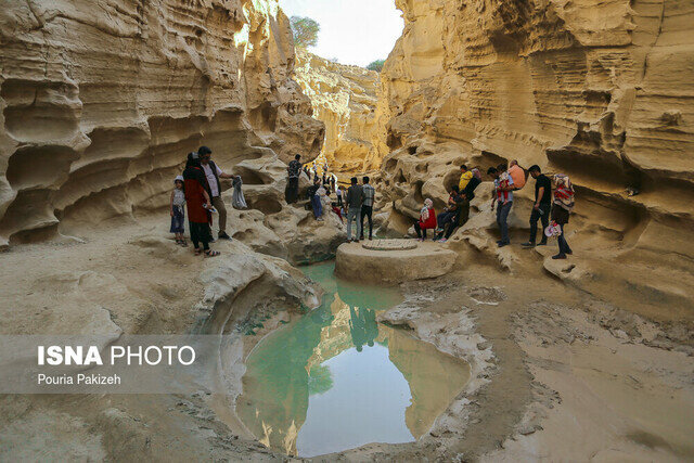جایی که شما شلوارک میپوشی ما زندگی میکنیم!