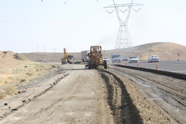 آغاز عملیات اجرایی آسفالت ۱۲ کیلومتر راه روستایی شهرستان عنبرآباد