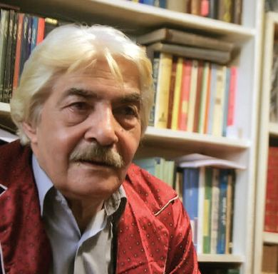 اندوهی که فریدون مشیری به دوش میکشید