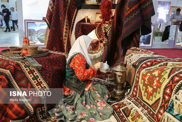 برقراری مجدد «بیمه راهنمایان گردشگری و فعالان صنایع دستی» برقراری مجدد «بیمه راهنمایان گردشگری و فعالان صنایع دستی»