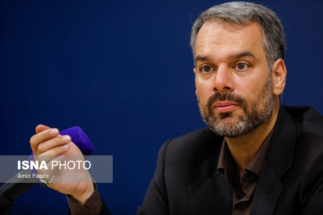 شعارنویسیها بر دیوار سفارت انگلیس تکمیلکننده بازی زشت سفیر این کشور است شعارنویسیها بر دیوار سفارت انگلیس تکمیلکننده بازی زشت سفیر این کشور است