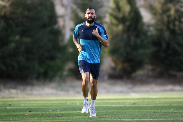 گوای هند، مشتری روزبه چشمی