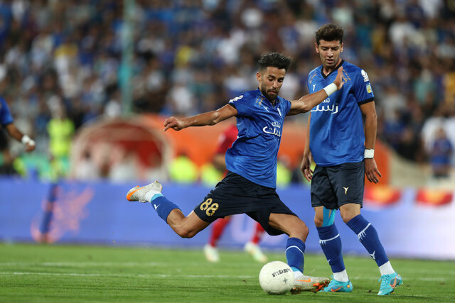 ستاره شدن به لطف جدایی از استقلال و پرسپولیس/ از گور بازگشتهها! + فیلم