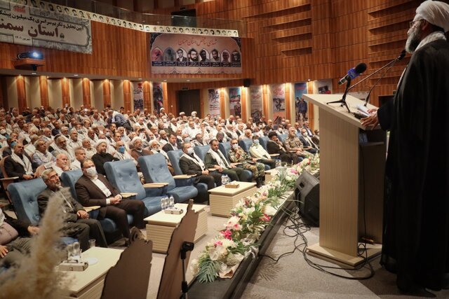 بزرگداشت پیشکسوتان جهاد و مقاومت در استان سمنان 