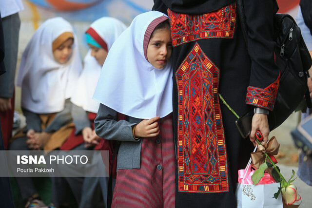 آموزش آنلاین در کشور ما یک آش شلهقلمکار است/ کلاس آنلاین برای دانشآموز روستایی غلط بود