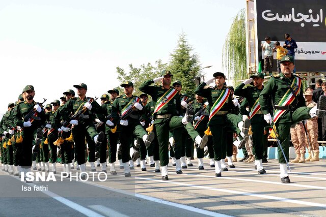رژه حماسی نیروهای مسلح در یاسوج برگزار شد + تصاویر