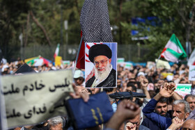 راهپیمایی نمازگزاران نماز جمعه تهران در اعتراض به حوادث اخیر