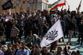 راهپیمایی نمازگزاران نماز جمعه تهران در اعتراض به حوادث اخیر