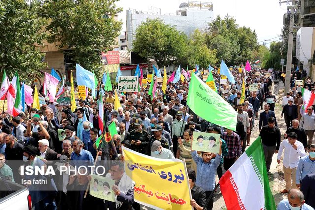 راهپیمایی مردم یاسوج در محکومیت حرکات هنجارشکنانه اخیر برگزار شد