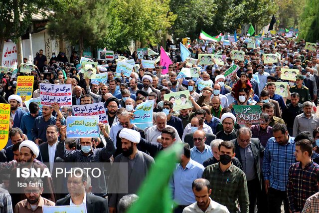 راهپیمایی مردم یاسوج در محکومیت حرکات هنجارشکنانه اخیر برگزار شد