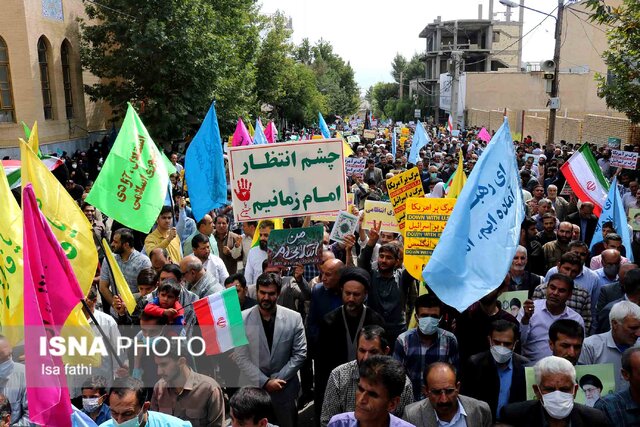 راهپیمایی مردم یاسوج در محکومیت حرکات هنجارشکنانه اخیر برگزار شد