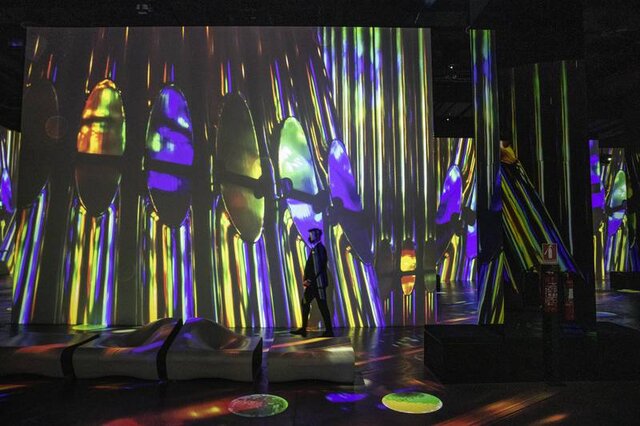 تصاویری از غوطهور شدن در آثار ۳ هنرمند بزرگ