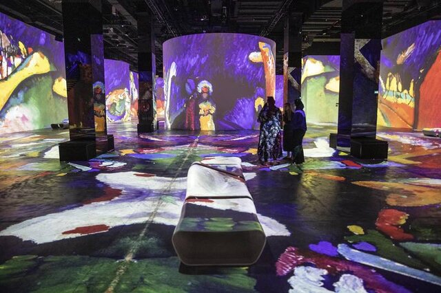 تصاویری از غوطهور شدن در آثار ۳ هنرمند بزرگ