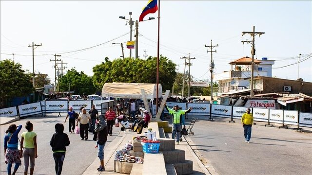 بازگشایی مرز کلمبیا و ونزوئلا پس از هفت سال