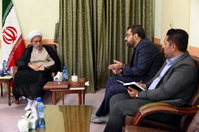 نیازمند همافزایی اندیشمندان حوزه و دانشگاه هستیم نیازمند همافزایی اندیشمندان حوزه و دانشگاه هستیم