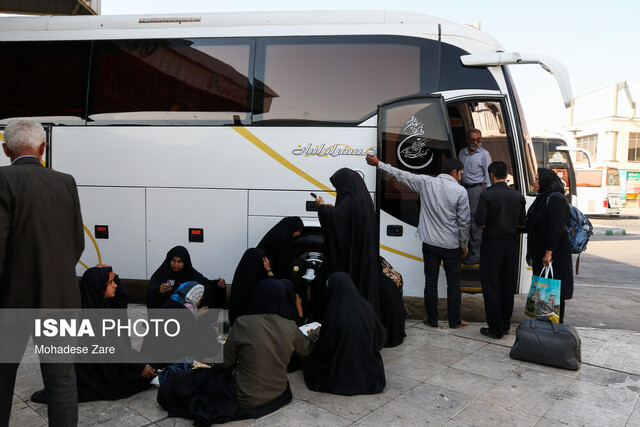 عکس از آرشیو زائران امروز اصراری برای بازگشت از مشهد نداشته باشند/ مشکل اسکان نداشتیم