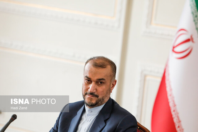 وزیر خارجه: در ضرورت احترام به تمامیت ارضی ایران با هیچ طرفی تعارف نداریم وزیر خارجه: در ضرورت احترام به تمامیت ارضی ایران با هیچ طرفی تعارف نداریم