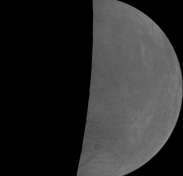 تصویر خارقالعاده فضاپیمای "جونو" از قمر سیاره مشتری