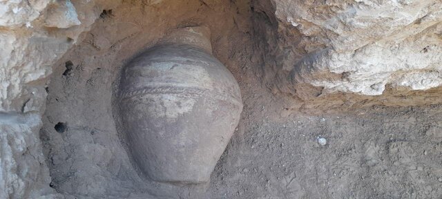 فاضلاب وارد شهر زیرزمینی نوشآباد شده است
