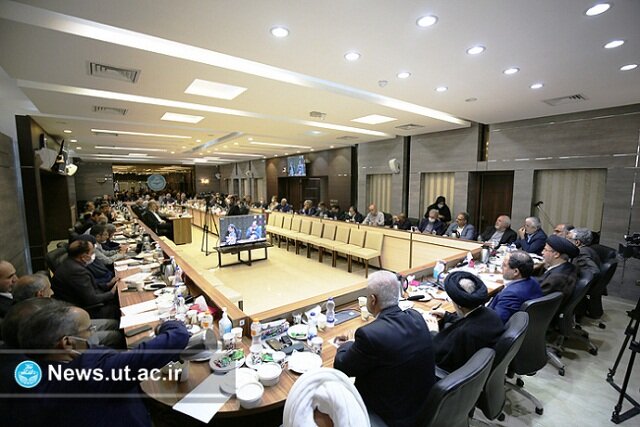 از خشونت با افرادی که فقط شعار میدهند باید پرهیز شود/چرا در مقاطع مختلف با آشوب مواجه میشویم؟