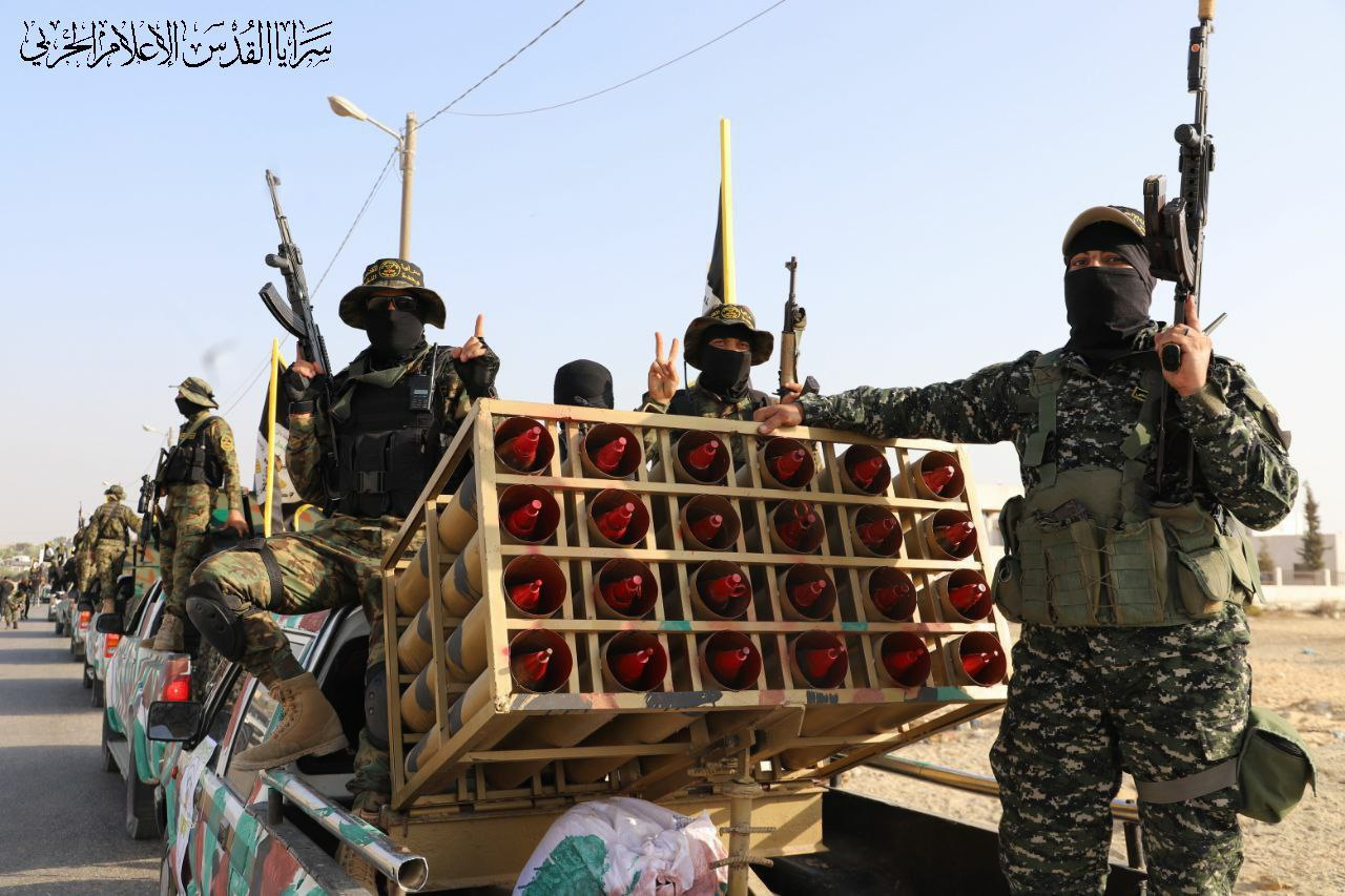 رژه نظامی گردانهای سرایا القدس در نوار غزه