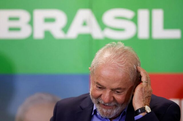 لوئیز ایناسیو لولا داسیلوا، رئیسجمهوری سابق برزیل پیشتازی لولا داسیلوا نسبت به بولسونارو در یک نظرسنجی انتخاباتی