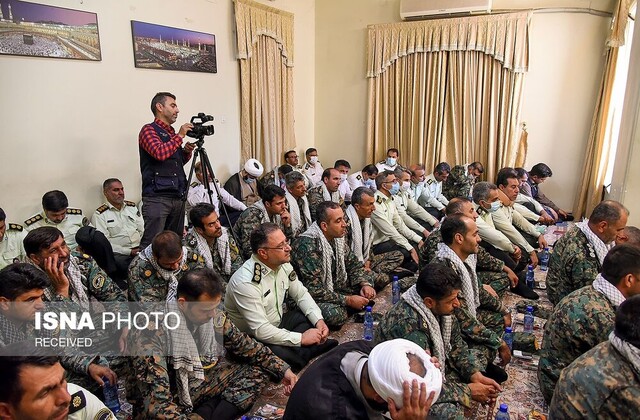 فراجا مقابل ساختارشکنان شهید میدهد اما جان آنها را حفظ میکند