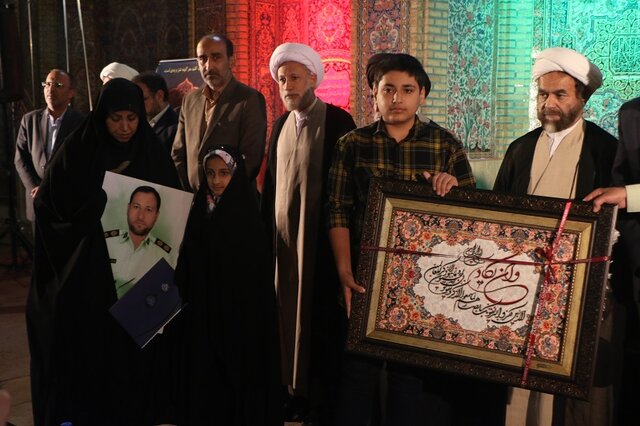 پوستر شانزدهمین دوره از مسابقات قرآنی مدهامّتان رونمایی شد