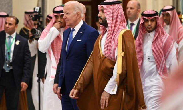 "سیلی بن سلمان به صورت بایدن و غرب" "سیلی بن سلمان به صورت بایدن و غرب"