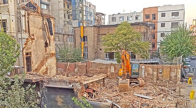 تخریب کافه رستوران ایران در پهنه خیابان انقلاب «کافه ایران» تخریب شد