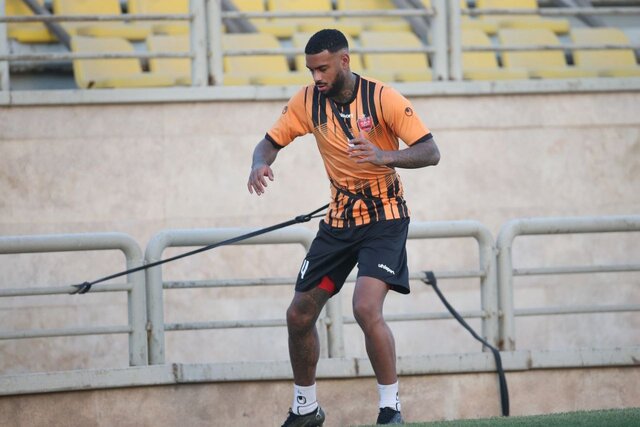 لوکادیا چقدر از پرسپولیس پول گرفت؟ لوکادیا چقدر از پرسپولیس پول گرفت؟